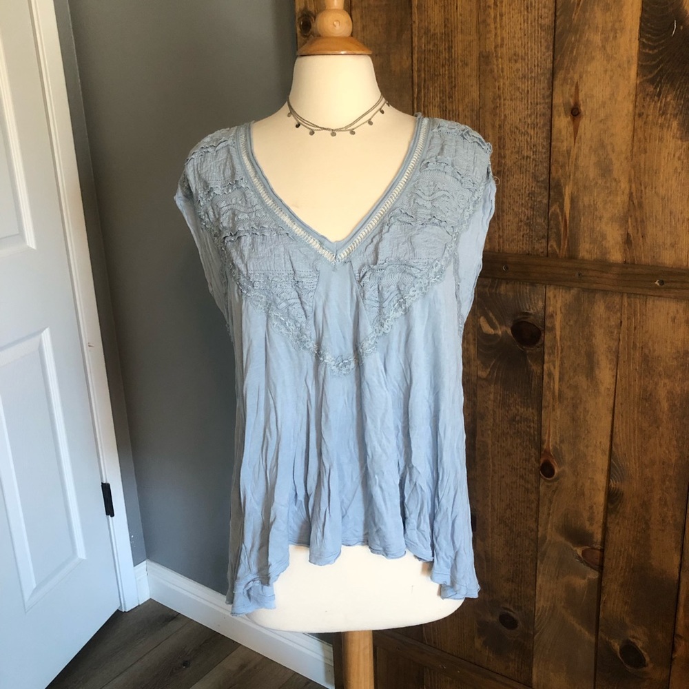 Vintage Free People boho top in EUC. Size small- very oversized fit.